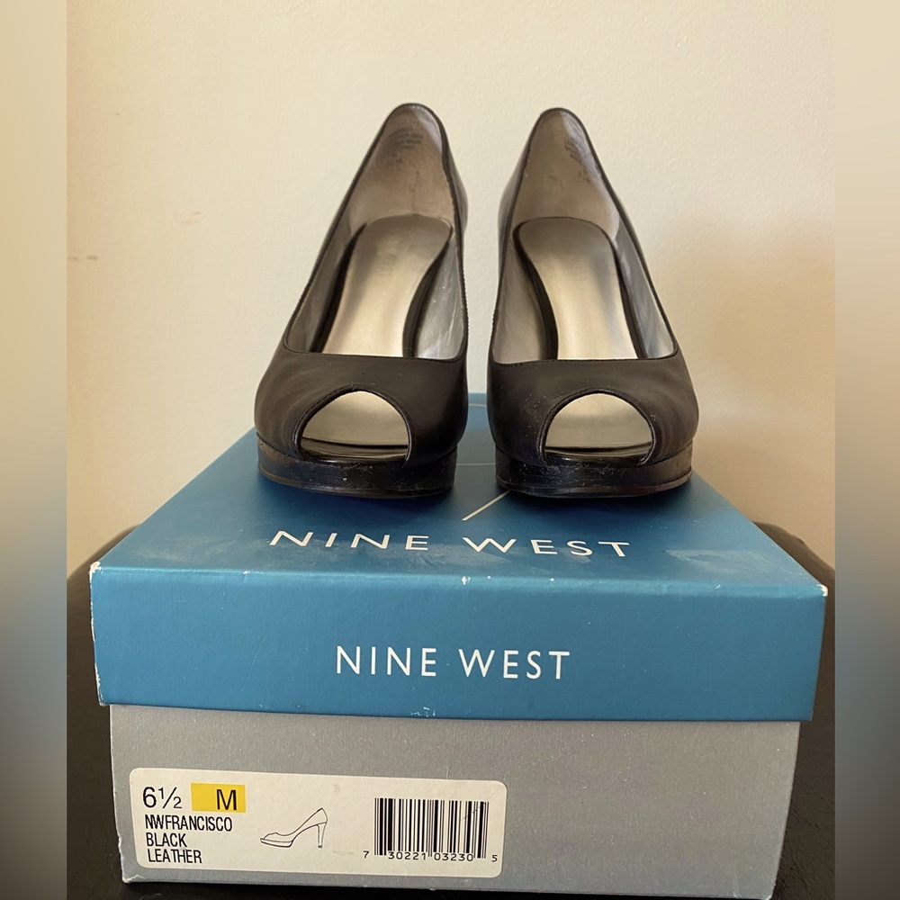 Nine West Francisco Black Leather Peep Toe Pump - Size 6.5 M